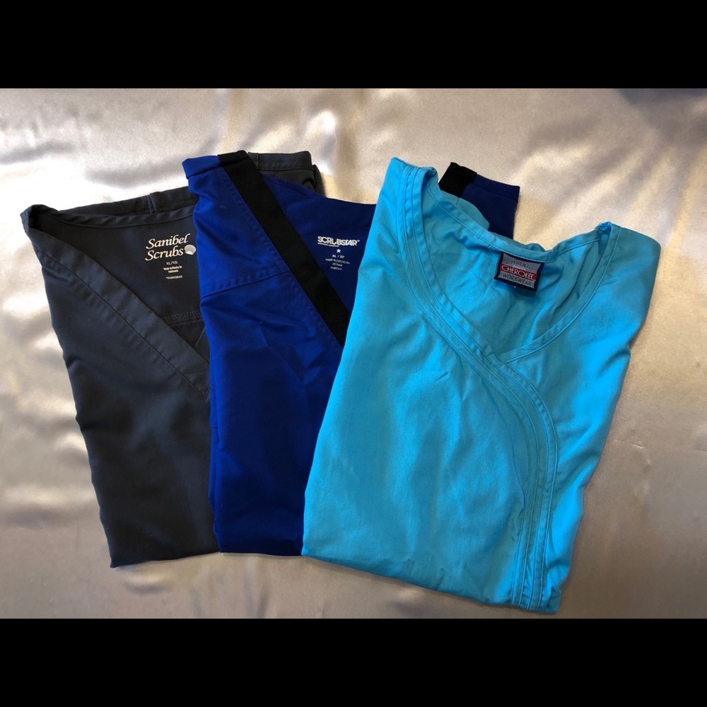 Scrub tops set of 3